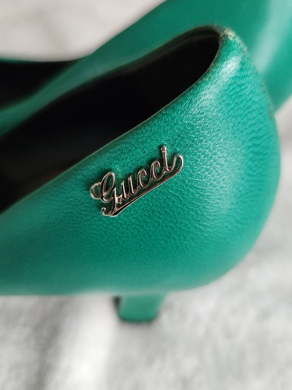 Vintage Gucci Green Leather High Heels Pumps Round Toe Shoes Size 38 US 8 - Picture 2 of 16
